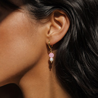 Pendientes de Aro con Perlas de Agua Dulce de Color Caramelo y Piedras Naturales, Acero Inoxidable con Baño de Oro PVD, Joyería Hecha a Mano
