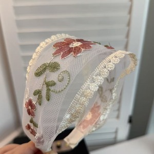 Serre-tête élégant en dentelle brodée florale, fait main, en maille, pour femme, accessoire de mariage - Product Image 5