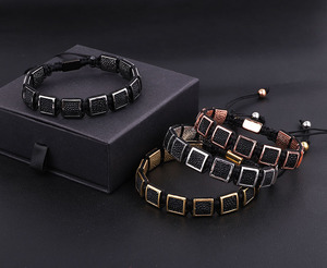 Pulsera ajustable de la Amistad trenzada para hombre, cuentas cuadradas de piel de pez negro personalizadas, de alta calidad, de latón - Product Image 6