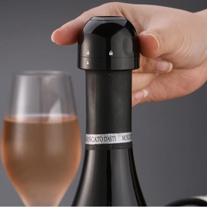Bouchon de bouteille de <span class=keywords><strong>vin</strong></span> rouge <span class=keywords><strong>sous</strong></span> <span class=keywords><strong>vide</strong></span> Bouchon de bouteille de champagne scellé en silicone Bouchon de bouteille de <span class=keywords><strong>vin</strong></span> <span class=keywords><strong>sous</strong></span> <span class=keywords><strong>vide</strong></span> pour conserver la fraîcheur Outils de bar - Product Image 1