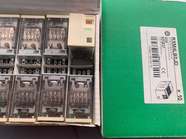 New Intermediate Relay in Stock RXM2AB1BD AB1P7 RXM4AB1BD AB1MD Reliable Gold Seller One-year Warranty