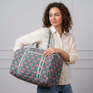Bolsa de Viaje Acolchada de Algodón, Hecha a Mano en India, de Lujo, Deportiva, Cómoda, para Mujer, Informal, de Fin de Semana, con Cierre, para Compras - Product Image 1