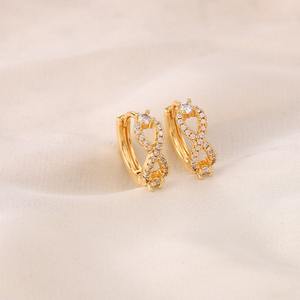 Haut de gamme 18K plaqué or Vintage Ins-style Micro-pavé cuivre oreille manchettes luxe luxe boucles d'oreilles Zircon Unique crochet conception - Product Image 3