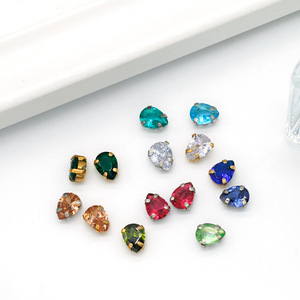 Strass en verre en forme de goutte, cousus main, avec base dorée, pour robes de mariée et accessoires de chaussures - Product Image 3