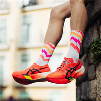 Chaussettes de compression pour la course à pied, logo personnalisé, polyester et nylon personnalisés, chaussettes de course à pied de haute qualité, chaussettes de performance pour la course à pied