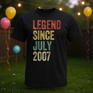 T-shirt Legend Since July 2007 pour garçon et fille de 18 ans - Product Image 3