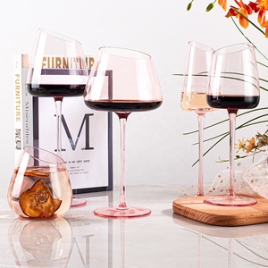 Eleganti Flûte da Champagne a Forma di Fenicottero, Calici in Cristallo <span class=keywords><strong>Rosa</strong></span> con Fondo Concavo Inclinato - Product Image 2