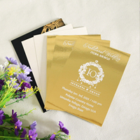 Fancy Gold Paper Card Stock Invitation de mariage estampée en feuille blanche avec enveloppe noire
