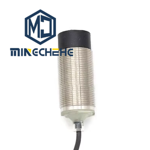 E2B-M30LN30-WZ-B1 พรอกซิมิตี้เซนเซอร์ ระยะตรวจจับแบบเหนี่ยวนำ 2 ม. สายเคเบิลสำหรับระบบควบคุมอัตโนมัติทางอุตสาหกรรม - Product Image 1