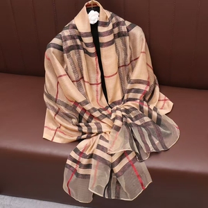 2026 Venta Directa de Fábrica: Chales de Seda de Alta Calidad para Mujer, Bufandas y Chales Tradicionales Grand <span class=keywords><strong>Plaza</strong></span> al por Mayor - Product Image 3