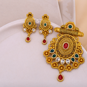 Conjunto de Collar con Colgante Tradicional Indio Dorado con Piedras Rojas y Verdes, Diseño de Flor, Estilo Vintage para Mujer, Joyería de Boda - Product Image 3