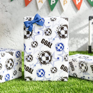 Papier cadeau numérique imprimé avec l'image d'une star du football de la Coupe du Monde, design original. - Product Image 3