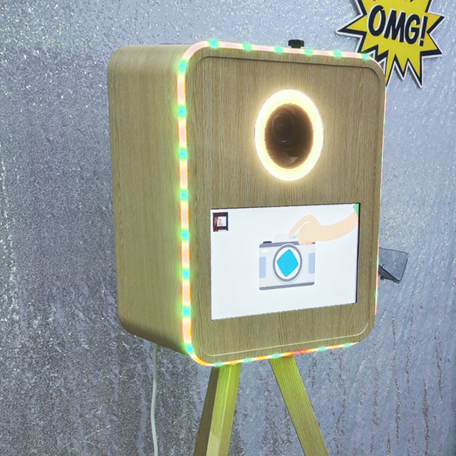 USA Warehouse Vintage Wooden Grain 15.6 Touch Screen Photobooth Machine With Printer and Camera Elegant Retro Style Photo Booth