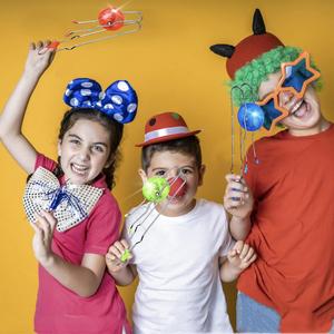 Juego de Juguetes Clásicos Retro con Luces LED Intermitentes, Riel Mágico Giratorio, Cables y Ruedas Giratorias para Niños - Product Image 5