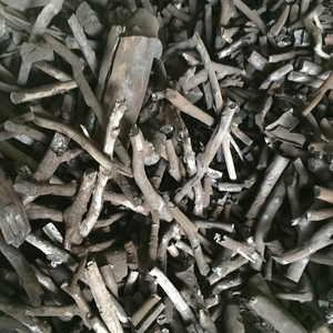 ถ่านอัดแท่งคุณภาพสูงจากลิ้นจี่และลำไย สีดำ รูปทรงแท่ง 70% คาร์บอน ยี่ห้อ CKT VIETNAM ใช้ได้นาน 2-3 ชั่วโมง - Product Image 1