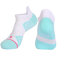 Chaussettes de course pour hommes et femmes Semelles en serviette Chaussettes de sport antidérapantes Elite Short Tube Chaussettes de basket-ball à séchage rapide en utilisation pratique