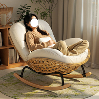 Fauteuil à bascule en rotin tressé d'extérieur, chaise balançoire élégante en tissu pour la maison, pour se détendre, fauteuil de salon moderne, canapé individuel