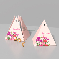 Individuelles Logo Recycelte Materialien Biologisch Abbaubare Umweltfreundliche Pyramidenform Matt Laminierte Sushi-Verpackung Catering-Brotbox