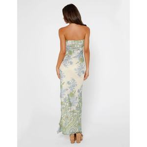 Nuevo Vestido Largo Casual con Diseño sin Tirantes, Escote Bardot, Color de Moda, Satinado, con Escote Cruzado y Falda Escalonada - Product Image 4