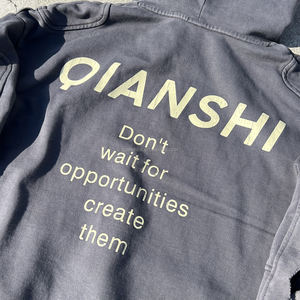 Sudadera con Capucha Premium de Estilo Urbano, Logotipo Bordado, Impresión de Alta Densidad, Estilo Holgado, Lavado Ácido, Desgastado, para Hombre - Product Image 4