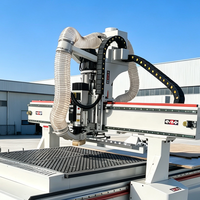 Machine de nesting CNC ATC 1325 1530 pour le travail du bois en Chine, 3 axes, changement d'outil automatique linéaire, routeur CNC ATC avec barre de pression