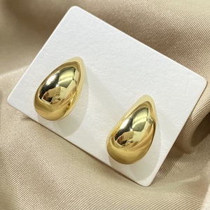 ต่างหูทรงหยดน้ำขนาดใหญ่สไตล์เกาหลี ขายดี ชุบทอง 18K ป้องกันการแพ้ ปราศจากนิกเกิล สำหรับผู้หญิง เครื่องประดับมินิมอลสุดฮิต - Product Image 4