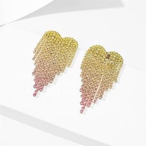 Boucles d'oreilles pendantes tendance en forme de cœur avec dégradé de couleurs, entièrement serties de diamants et de pampilles, en argent plaqué, ornées de strass, pour femme – Meilleure vente pour mariage - Product Image 5
