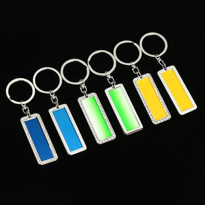 Llavero solar personalizado con logotipo grabado a láser, llavero con luz LED para matrícula de coche, llavero con placa de energía, venta al por mayor - Product Image 5