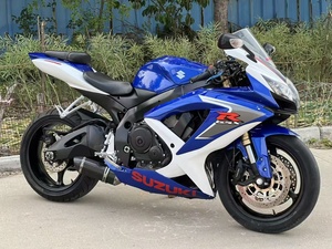 <span class=keywords><strong>Moto</strong></span> sportive à essence <span class=keywords><strong>Suzuki</strong></span> Supr d'occasion, GSX600 600cc, quatre cylindres en ligne, refroidie par eau, adaptée aux pilotes expérimentés, pour les trajets en ville - Product Image 1