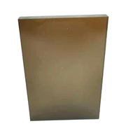 Plaque de toiture solide en polycarbonate transparent, design moderne, protection UV, durable, garantie 10 ans, certifiée ISO9001 pour usage hôtelier