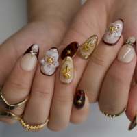 Offre Spéciale – Ongles en Acrylique à Presser, Style Maillard, Motif Tortue 3D, Or Rose, Strass, Forme Amande – Vente en Gros, Personnalisables, Faits Main