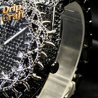 Montre pour homme avec cadran unique hip-hop, design épineux et zircon incrusté, grand cadran vert entièrement serti de zircons, cadeau de vacances, vente en gros.