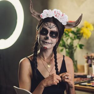 Diadema de Cuerno de Toro con Flores Negras de Estilo Gótico para Halloween, Adorno para el Cabello para Mujeres y Niñas - Product Image 6