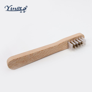 Cepillo para zapatos de madera maciza Yinste, cepillo de limpieza para gamuza, para uso en enfermería - Product Image 1