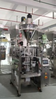 Machine d'emballage automatique de haute précision à gaz d'azote pour les chips, les bouteilles de boissons et les sacs, avec caisse en bois