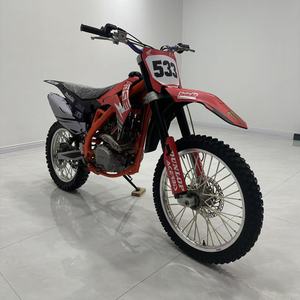 Moto tout-terrain de <span class=keywords><strong>250</strong></span> cm3 à haute puissance, <span class=keywords><strong>4</strong></span> <span class=keywords><strong>temps</strong></span>, motocross, avec une forte capacité de montée - Product Image 1