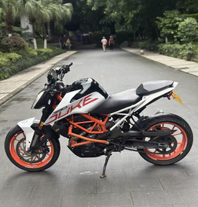 <span class=keywords><strong>Moto</strong></span> d'occasion économique 2022 390 Duke avec ABS, 11 000 kilomètres, idéale pour la forêt - Product Image 1