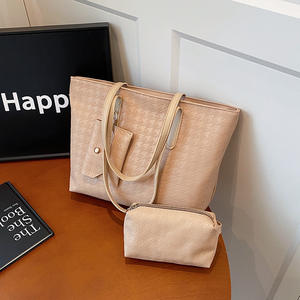 Sac à main trois pièces pour femme, grande capacité, tendance et polyvalent, sac à bandoulière, sac de bras portable pour femme - Product Image 4