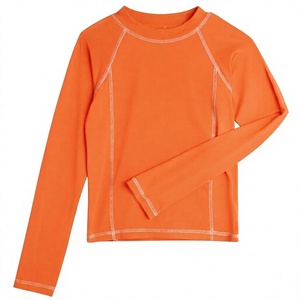 Nouvelle Rash Guard élégante et de haute qualité pour hommes, produit le plus vendu, vêtements d'entraînement, coupe ajustée. - Product Image 1