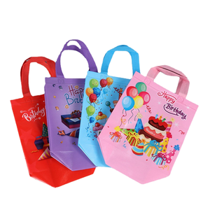 Sacchetti Regalo Realistici e Colorati per Feste di <span class=keywords><strong>Compleanno</strong></span>, Buste Non Tessute per Regali per Bambini, Confezioni Multicolore all'Ingrosso - Product Image 1