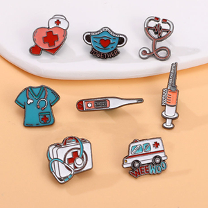 Sming pins ống nghe men Pin phim hoạt hình Viện trợ đầu tiên Kit y tá ve áo huy hiệu Xe cứu thương Mặt nạ tình yêu bác sĩ pin tùy chỉnh Quần áo túi - Product Image 1