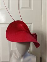 60cm Teint Rouge Colonne Vertébrale Plume D'autruche pour Artisanat DIY Chapellerie Chapeau Course Fascinator Chapeaux Casque Cheveux Costume Accessoire