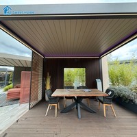 Pergola extérieure de luxe Sweet Home en aluminium thermolaqué sur mesure avec accessoires complets pour terrasse et balcon