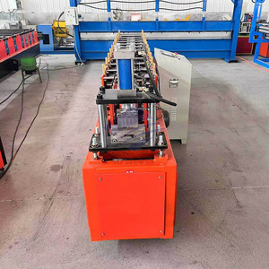 Machine de production de lames de volets roulants à grande vitesse pour la fabrication de portes enroulables - Product Image 4