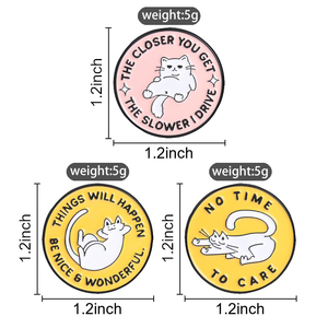 Pin de esmalte de gato con la frase 'No Time To Care', broche maravilloso y divertido con citas de gatos, insignia para chaqueta y camisa, regalo de joyería - Product Image 2