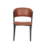 Chaise de salle à manger moderne Chaise de table à manger domestique simple Table et chaises italiennes de luxe légères