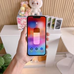 Teléfono Desbloqueado de Fábrica, Original, Usado, de Segunda Mano para <span class=keywords><strong>13</strong></span> 5G, 6.1 Pulgadas, 4 GB de RAM, Cámara de 24 MP, Blanco/Rosa/Negro/Rojo/Azul/Verde, EE. UU./UE/CN - Product Image 2