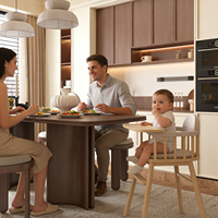 Chaise haute bébé en bois massif pour les repas en famille : siège portable multifonctionnel pour repas et moments de lien avec les tout-petits