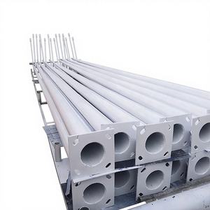 Poste de Luz Solar para Exteriores para Alumbrado Público, Luces de Jardín, Poste para Cámaras, Balizas y Poste Inteligente con Diseño de Acero y Hierro Fundido - Product Image 1