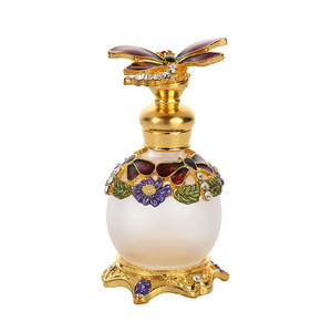 Flacon de parfum en métal de style Moyen-Orient de luxe - Product Image 2